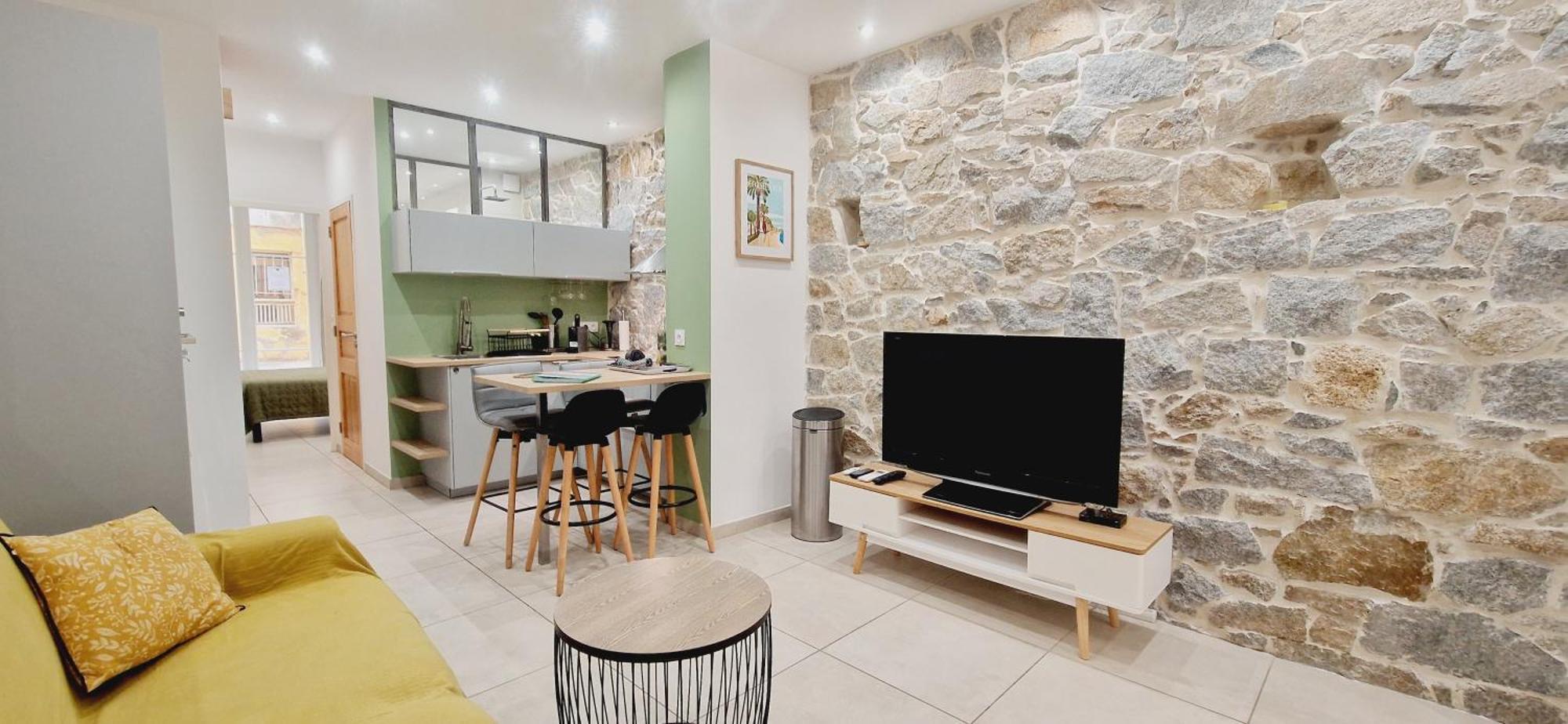Appartement Plein De Charme - Ajaccio Hyper Centre ภายนอก รูปภาพ